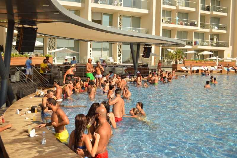 Sunday Pool Party at Whitelace